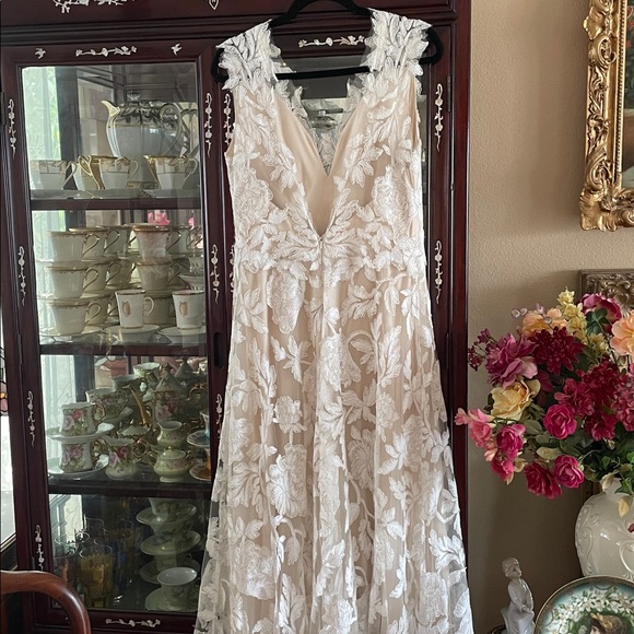 Tadashi Shoji Bridal Cecilia Lace Bridal Gown Dress Sz.12 - Picture 12 of 16